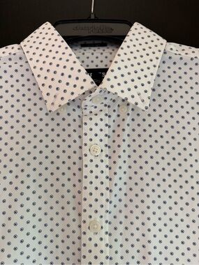 Express Dress Shirt in stretch Navy Micro Square/star Print on white